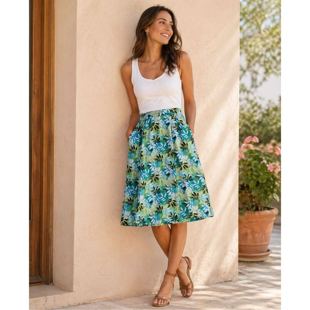 Christopher & Banks SIZE 4, Green 55% linen 45% rayon￼ Palm Leaf Print Skirt